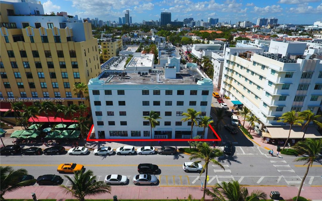 Active | 1390 Ocean Dr #504, Miami Beach, FL 33139-4246