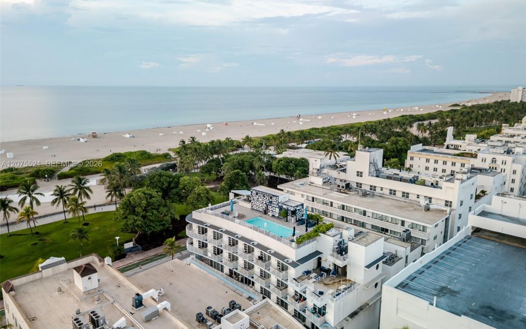 Active | 1060 Ocean Dr #D204, Miami Beach, FL 33139-5014