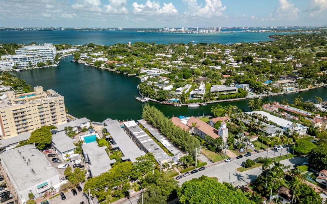 Active | 4730 Pine Tree Dr #17, Miami Beach, FL 33140-3163